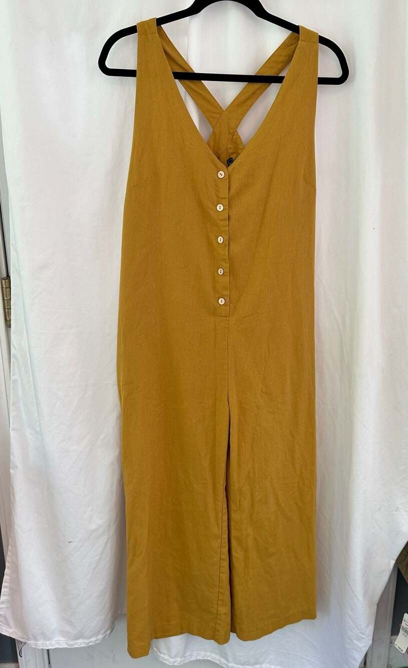 Bella Donna Women’s Jumpsuit Mustard Yellow Button Front V-Neck Crossback Size L